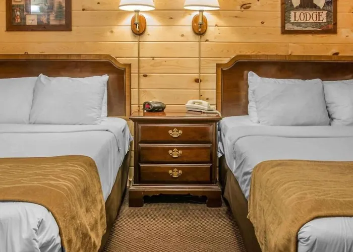 Mackinac Lodge
