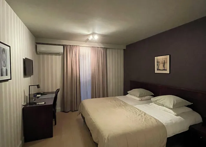 Hotel Prelude
