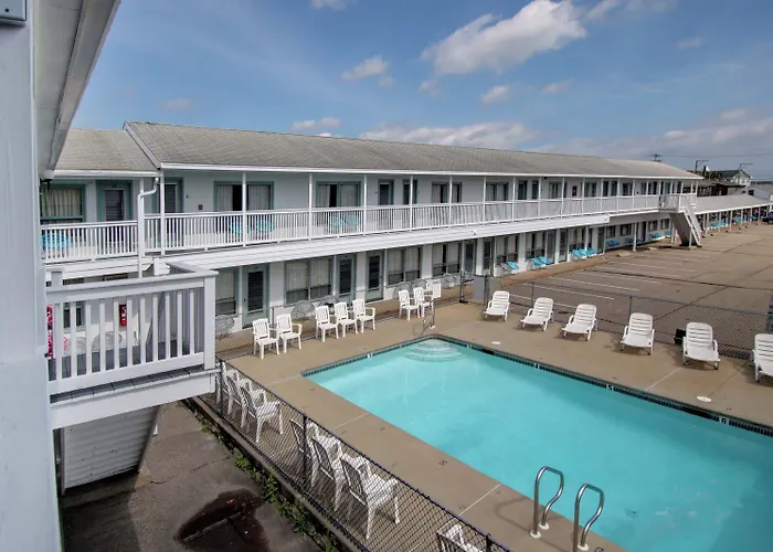 Dolphyn Motel