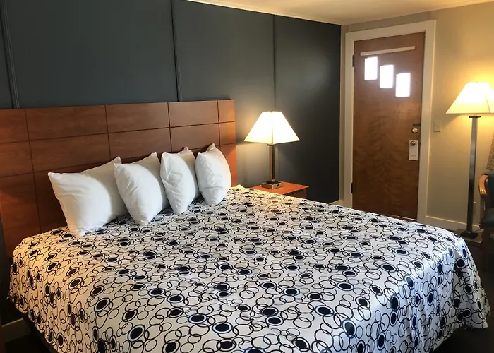 Edenbrook Motel