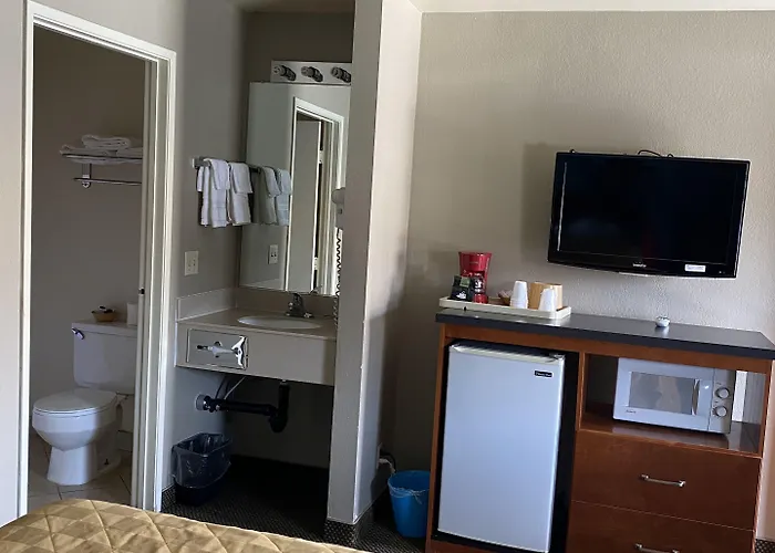 Lone Pine Budget Inn