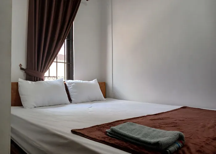 Super Oyo 93085 Homy Stay Syariah