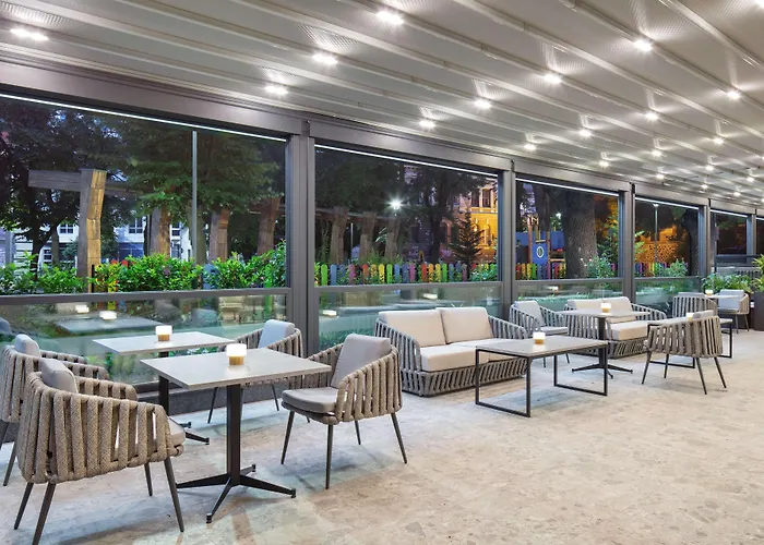 Doubletree By Hilton Plovdiv Center