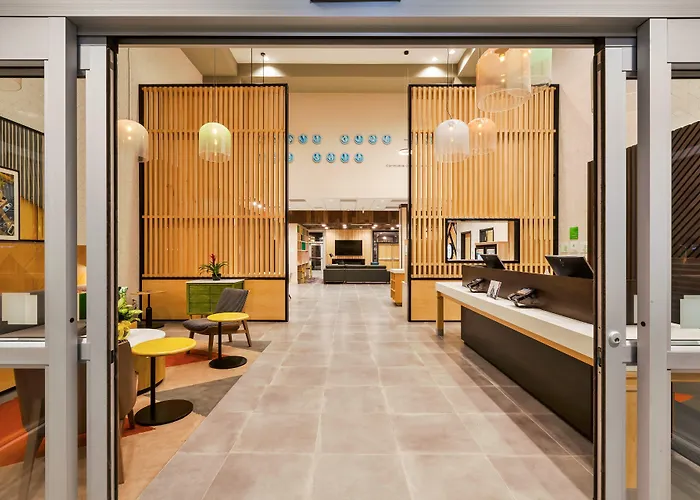 Holiday Inn & Suites - Toledo Southwest - Perrysburg By Ihg