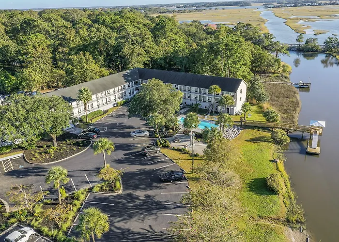 Charleston Creekside Inn