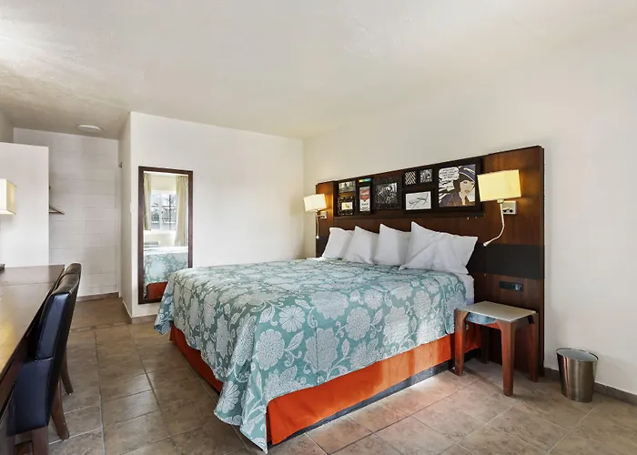 Temple View Inn