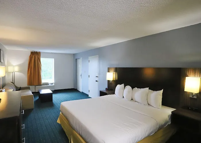 Greenville Inn & Suites