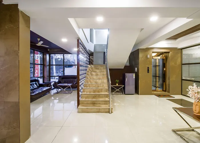 Monday Hotels Swarnas The Capital