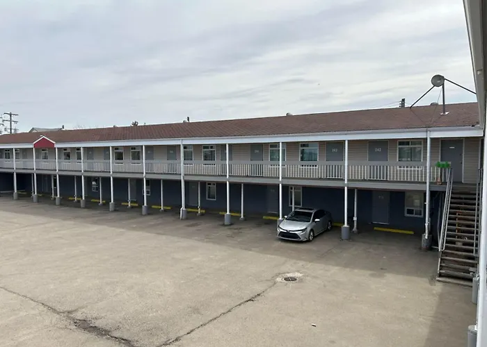 Parkside Inn