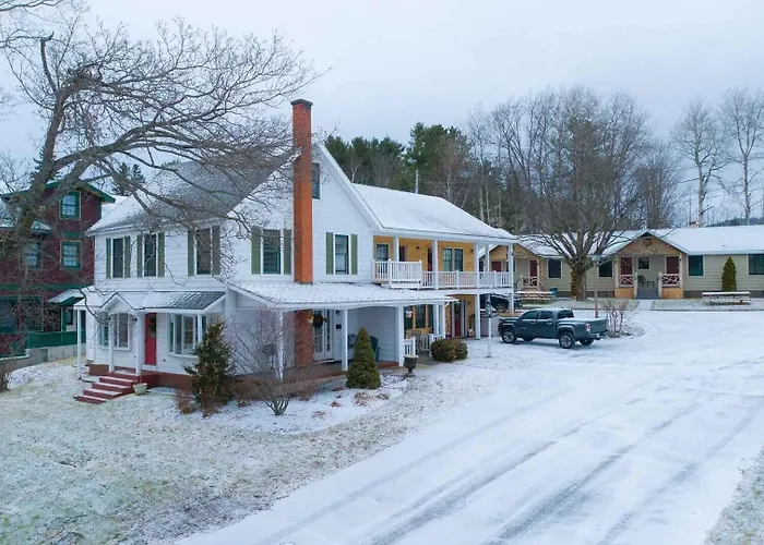 The Snowshoe Lodge