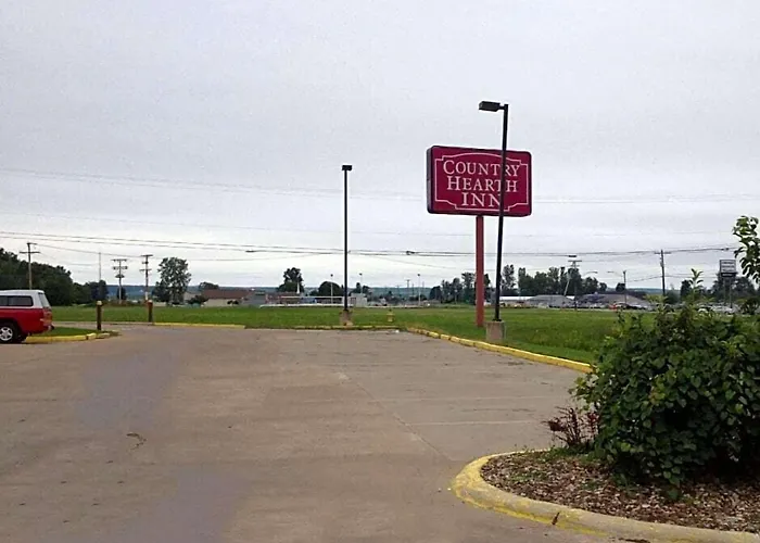 Country Hearth Inn & Suites Willard