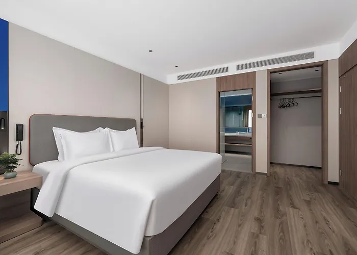 Holiday Inn Express Qingdao Hongdao Station By Ihg - Qingdao International Airport