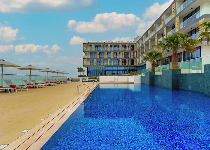 Beach Bay Hotel Mirfa