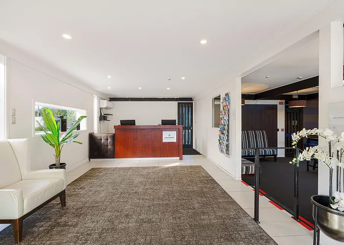 Grand Riccarton Hotel