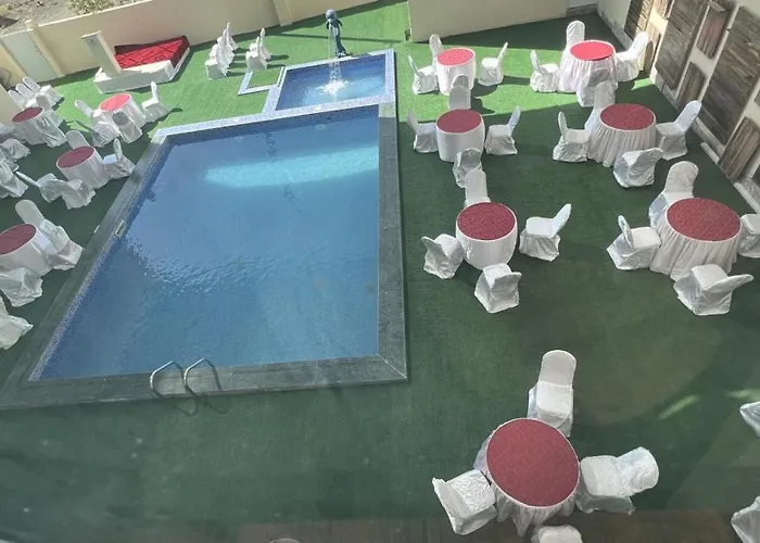 Ibra Plaza Hotel