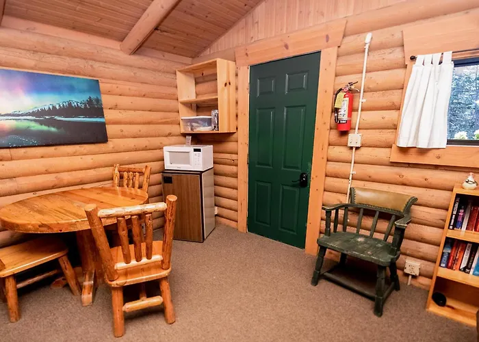 Experience Montana Cabins - Birdsong #2