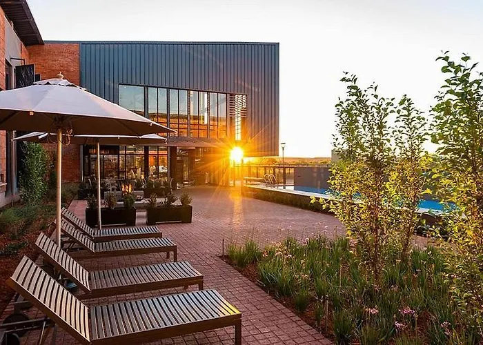 Kathu Hotel