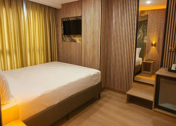 Positive Hotel