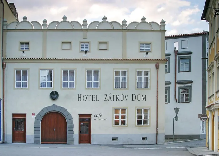 Hotel Zatkuv Dum