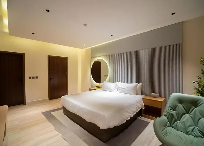 Greyfield Hotel And Apartments