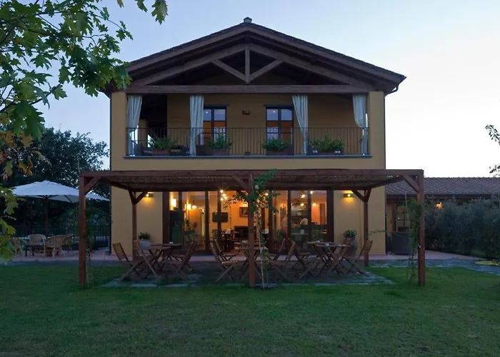Sarzana-Charming Room Pool And Bb