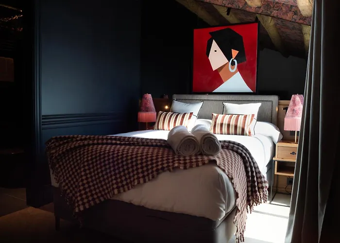 Boada Riera - The Roomsbyreini