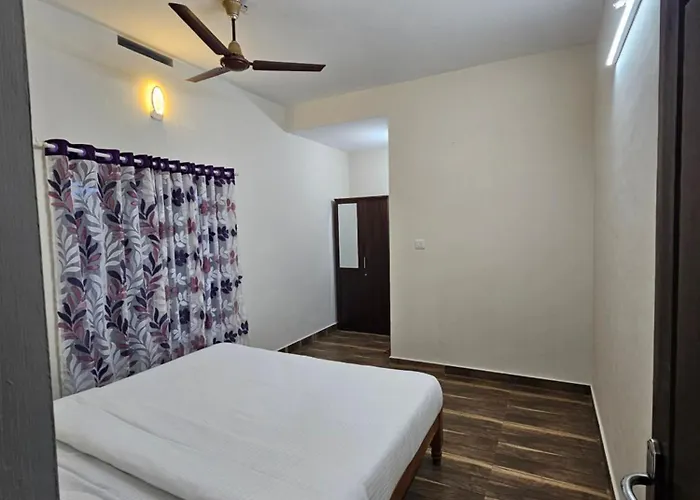 Mount Wave Holiday Pool Villa