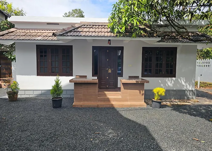 Mount Wave Holiday Pool Villa