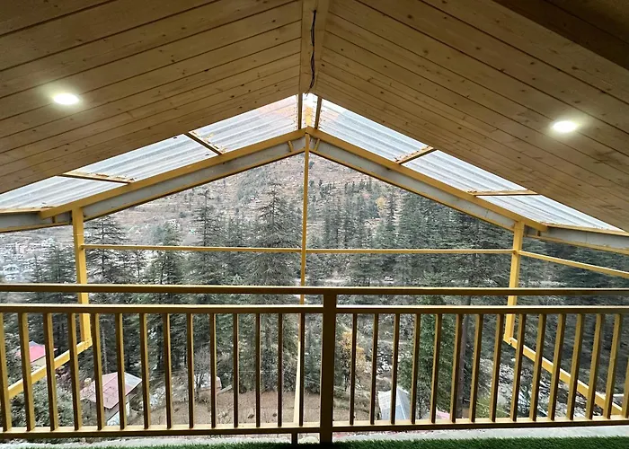The Woodpecker Inn Jibhi