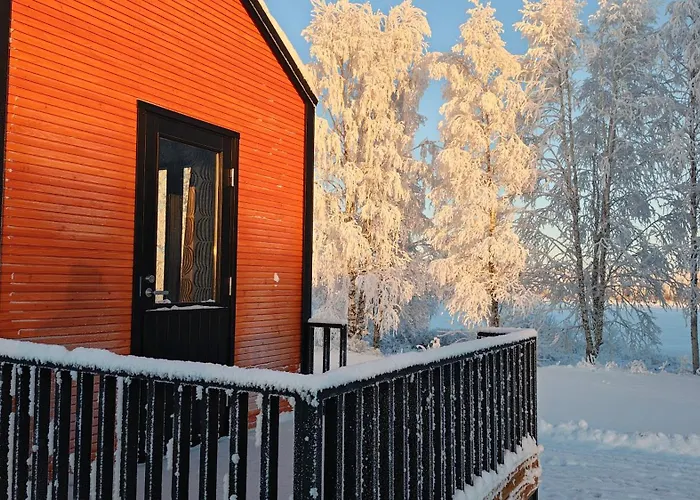 Cottage On The Banks Of The Ounasjoki River