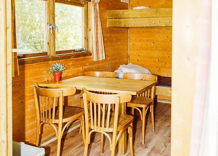 Houten Natuurhuisje Hikershut