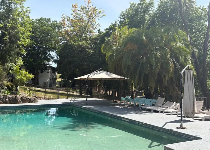 Mowbray Park Holidays