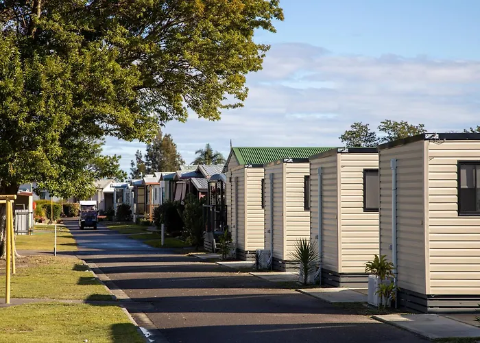 Heatherbrae Holiday Village