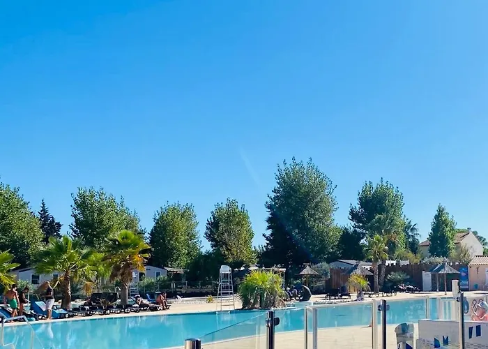 La Parenthese Camping Siblu "Les Sables Du Midi"