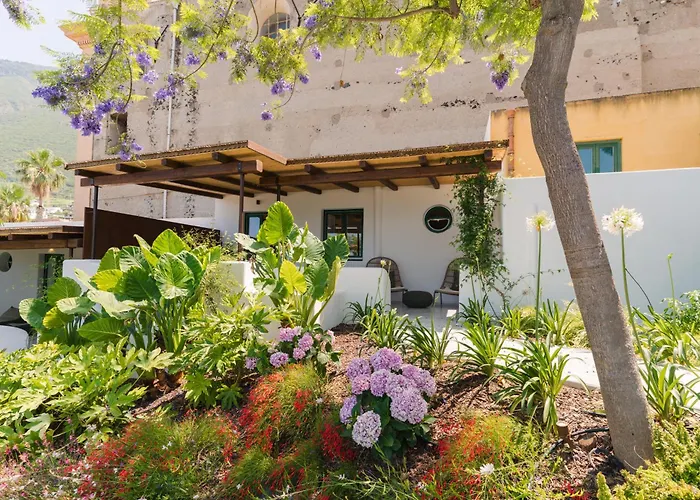 Hotel Ravesi