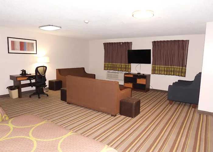 Super 8 By Wyndham Westminster Denver North
