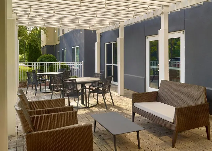 Fairfield Inn & Suites By Marriott Frederick