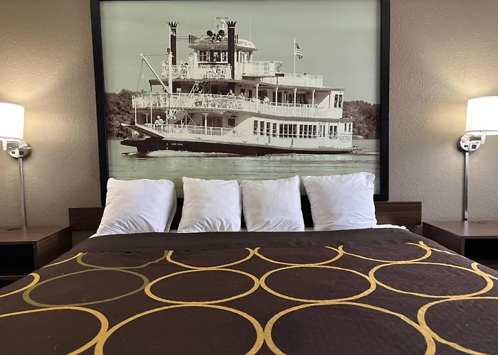 Super 8 By Wyndham Alton
