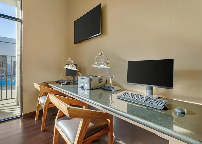 Best Western Plus Big America