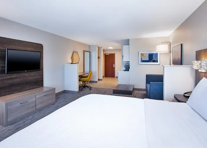 Holiday Inn Express & Suites Sioux Falls Southwest By Ihg
