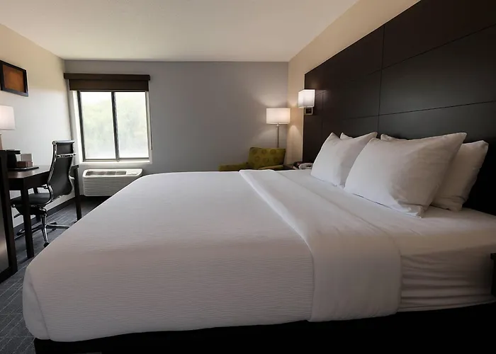 Quality Inn & Suites Circleville