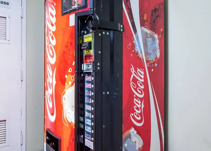 Econo Lodge Inn & Suites Brooks - Louisville South