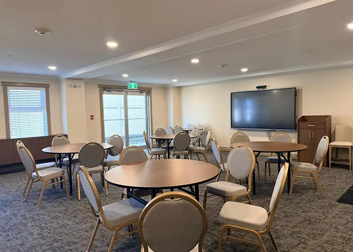 Velora Hinton, An Ascend Collection Hotel