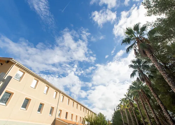 Logis Hotel De Port D'Alon - St Cyr Sur Mer