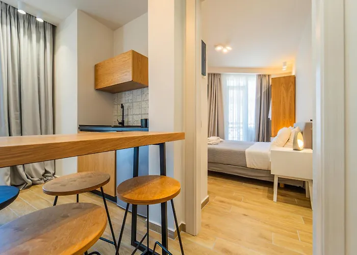 Iridium Old Town Luxury Suites