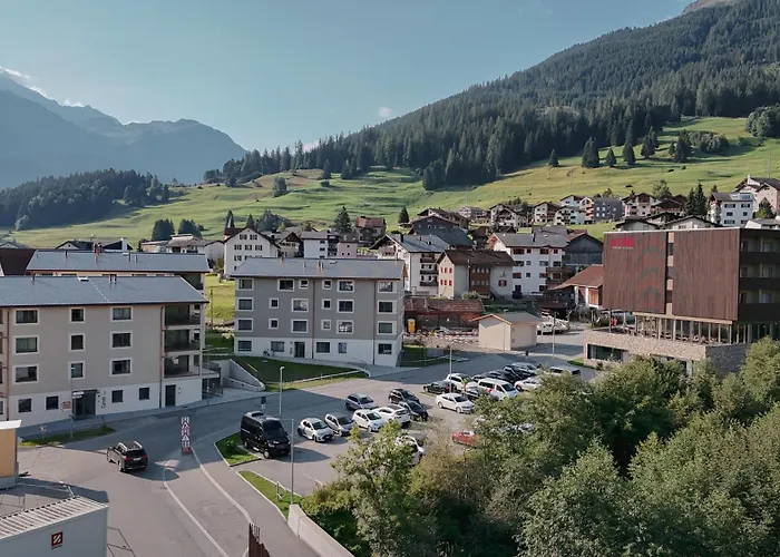 Aves Hotel Savognin