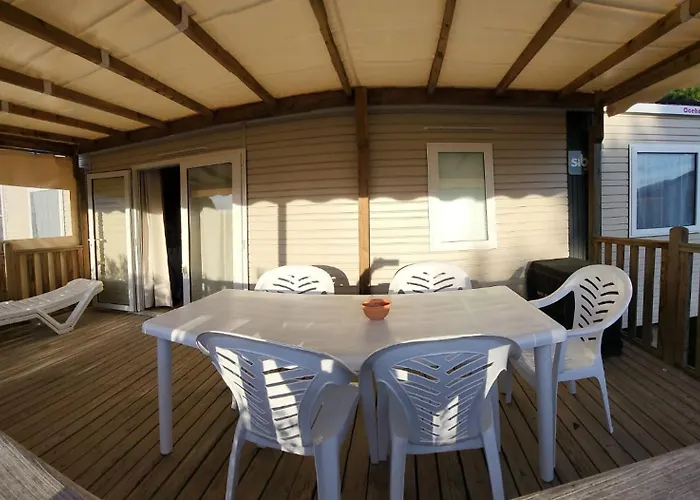 Les Mobilhomes Helvetiques 4 Etoiles Mar Estang Canet En Roussillon