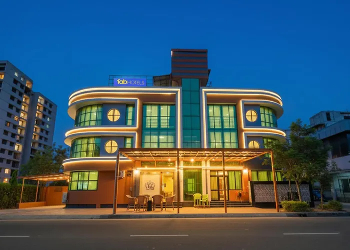 Fabhotel Siddharth Corporate
