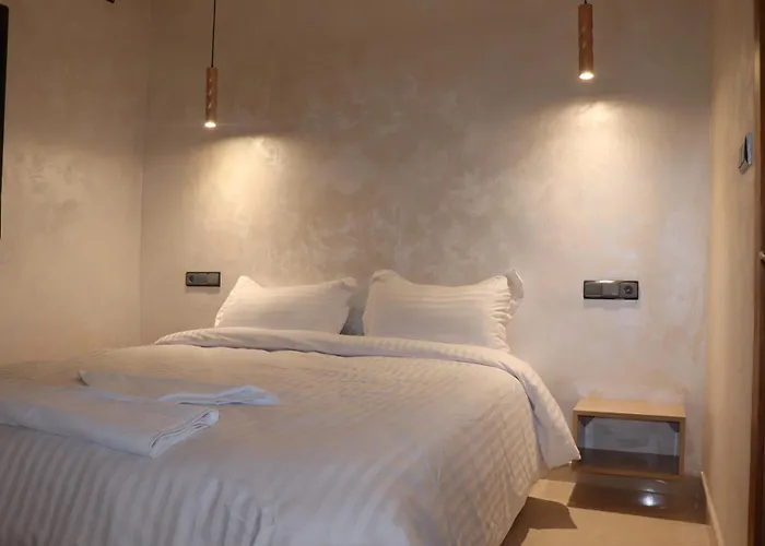 Vana Hotel