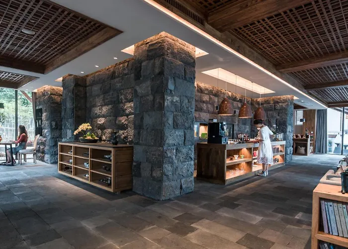 Tengchong Bodu Hot Spring Resort Hotel